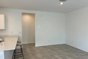 17321 W Gray Fox Trl, Surprise, AZ 85387 - Photo 6