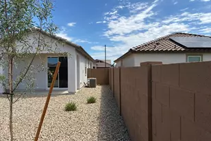 17321 W Gray Fox Trl, Surprise, AZ 85387 - Photo 38