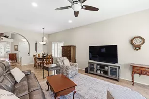 4113 E Paradise Dr, Phoenix, AZ 85028 - Photo 8