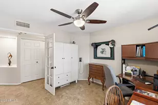 4113 E Paradise Dr, Phoenix, AZ 85028 - Photo 16
