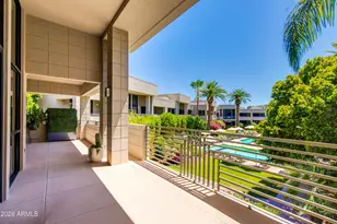 2802 E Camino Acequia Dr, Phoenix, AZ 85016 - Photo 14
