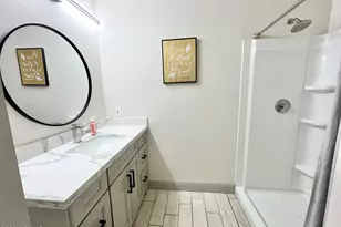 5527 W Morten Ave, Glendale, AZ 85301 - Photo 4