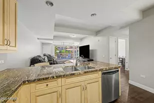 7127 E Rancho Vista Dr, Scottsdale, AZ 85251 - Photo 6