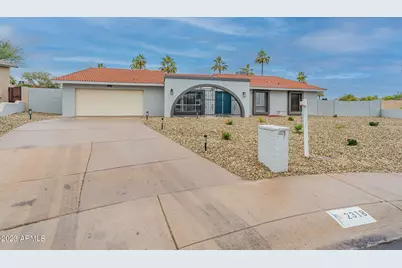 2318 E Lupine Avenue, Phoenix, AZ 85028 - Photo 4