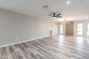 2318 E Lupine Ave, Phoenix, AZ 85028 - Photo 28