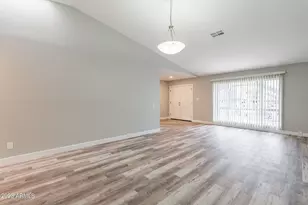 2318 E Lupine Ave, Phoenix, AZ 85028 - Photo 10