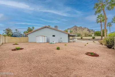 2318 E Lupine Avenue, Phoenix, AZ 85028 - Photo 60