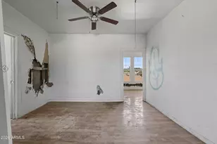 2021 W Washington St, Phoenix, AZ 85009 - Photo 42