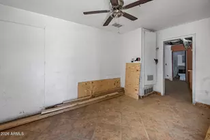 2021 W Washington St, Phoenix, AZ 85009 - Photo 10