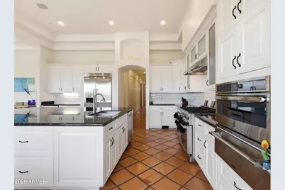 12558 N Fountain Hills Boulevard, Fountain Hills, AZ 85268 - Photo 18