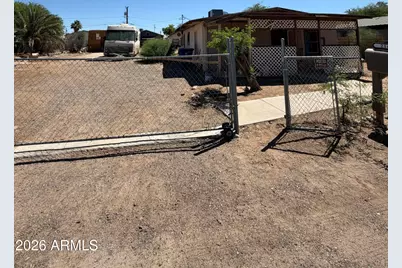 216 6th Avenue E, Buckeye, AZ 85326 - Photo 2