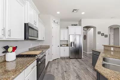 267 S 169th Drive, Goodyear, AZ 85338 - Photo 16
