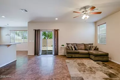 7318 W Midway Avenue, Glendale, AZ 85303 - Photo 4