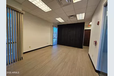 18205 N 51st Avenue #119, Glendale, AZ 85308 - Photo 2