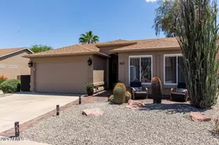 1831 E Westchester Dr, Chandler, AZ 85249 - Photo 2