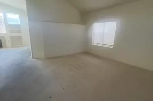 1736 W South Fork Dr, Phoenix, AZ 85045 - Photo 6