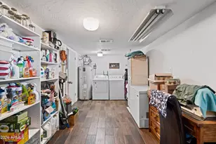 3610 E Sunnyside Dr, Phoenix, AZ 85028 - Photo 28