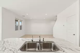 34944 W Lucca Dr, Maricopa, AZ 85138 - Photo 12