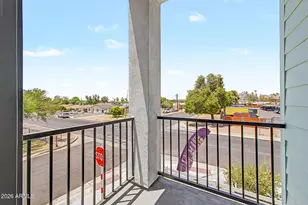 2601 E Clarendon Ave, Phoenix, AZ 85016 - Photo 30
