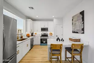 2601 E Clarendon Ave, Phoenix, AZ 85016 - Photo 14