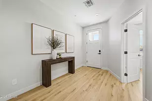 2601 E Clarendon Ave, Phoenix, AZ 85016 - Photo 6