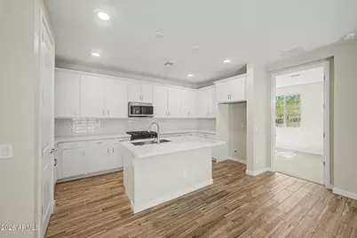 5562 N 205th Lane, Buckeye, AZ 85396 - Photo 6
