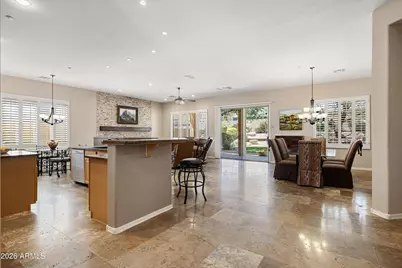 10614 E Meadowhill Drive, Scottsdale, AZ 85255 - Photo 2