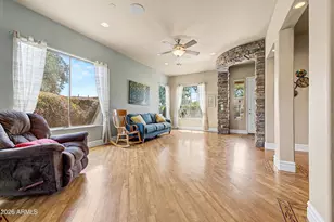 6295 S Fawn Ct, Gilbert, AZ 85298 - Photo 6