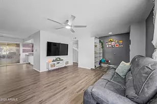 1620 E Donner Dr, Tempe, AZ 85282 - Photo 16