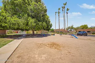 1620 E Donner Dr, Tempe, AZ 85282 - Photo 38