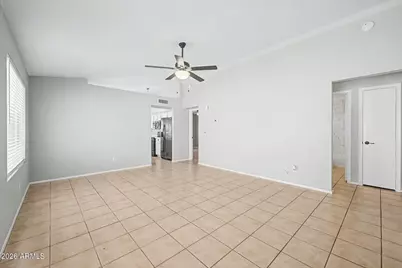 9405 S 45th Place, Phoenix, AZ 85044 - Photo 10