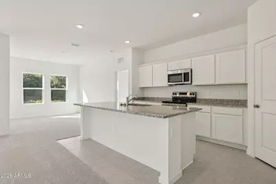 10086 W Devonshire Avenue, Phoenix, AZ 85037 - Photo 32