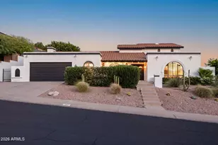 1015 E Country Gables Dr, Phoenix, AZ 85002 - Photo 12