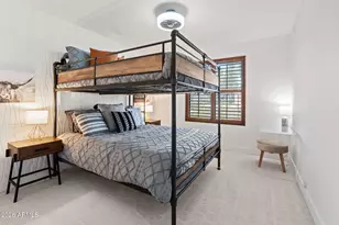 1015 E Country Gables Dr, Phoenix, AZ 85002 - Photo 28