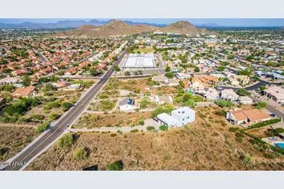1711 E Sharon Drive #'''''', Phoenix, AZ 85022 - Photo 14