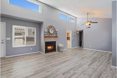 2834 S Extension Road #2010, Mesa, AZ 85210 - Photo 10