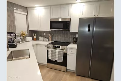 10410 N Cave Creek Road #1008, Phoenix, AZ 85020 - Photo 10