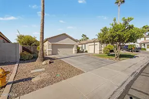 1748 E Iris Dr, Chandler, AZ 85286 - Photo 10