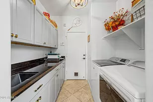 1748 E Iris Dr, Chandler, AZ 85286 - Photo 46