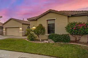 1748 E Iris Dr, Chandler, AZ 85286 - Photo 4