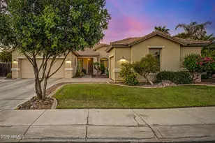 1748 E Iris Dr, Chandler, AZ 85286 - Photo 2