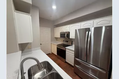 420 W 1st Street #221, Tempe, AZ 85281 - Photo 2