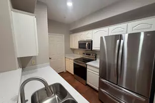420 W 1st St, Tempe, AZ 85281 - Photo 2