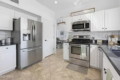 13 W Silverwood Drive, Phoenix, AZ 85045 - Photo 18