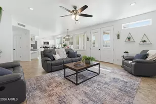 13 W Silverwood Dr, Phoenix, AZ 85045 - Photo 12