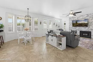 13 W Silverwood Dr, Phoenix, AZ 85045 - Photo 10
