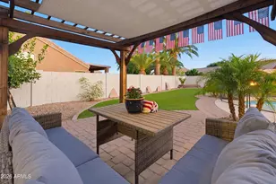 13 W Silverwood Dr, Phoenix, AZ 85045 - Photo 30