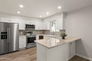 224 E Oxford Dr, Tempe, AZ 85283 - Photo 4