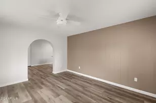 224 E Oxford Dr, Tempe, AZ 85283 - Photo 20