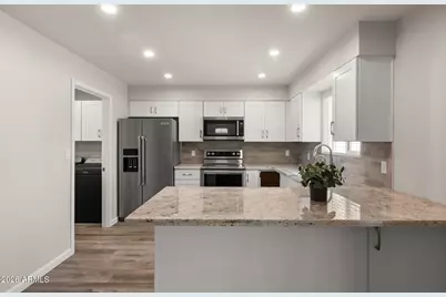224 E Oxford Drive, Tempe, AZ 85283 - Photo 6